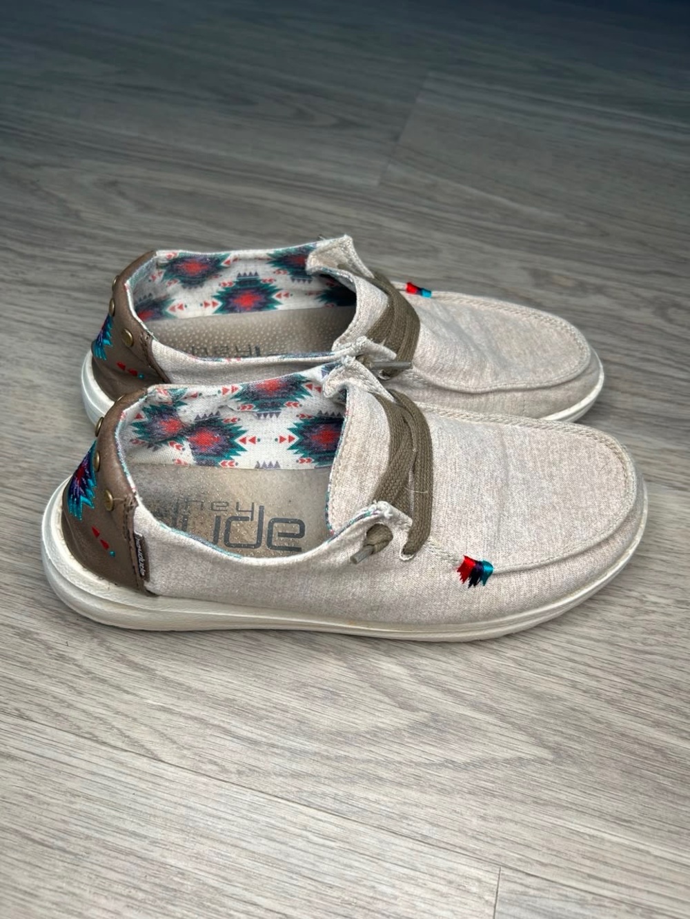 Hey Dude Women’s Wendy Rodeo Blue Aztec SIZE 7